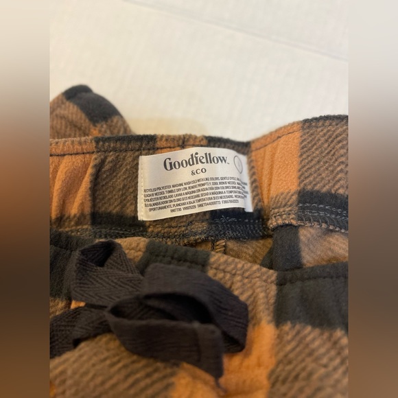 U.S Polo Men’s 3 Classic Fit Crews Neck Tee White & Pj pants Beige/Blk Large - Picture 7 of 9